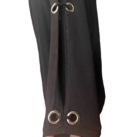 Cable & Gauge Black Knit long Cold Shoulder Sleeves Silver Embellishments - Picture 5 of 11